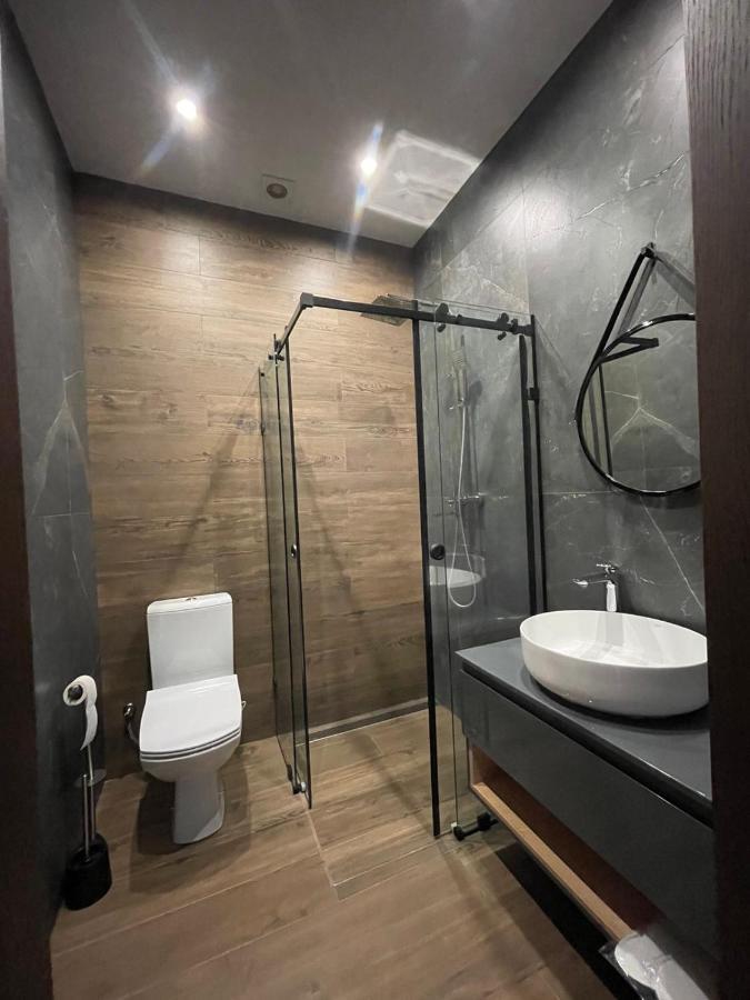 Garden Plaza Hotel Neresnytsya ภายนอก รูปภาพ